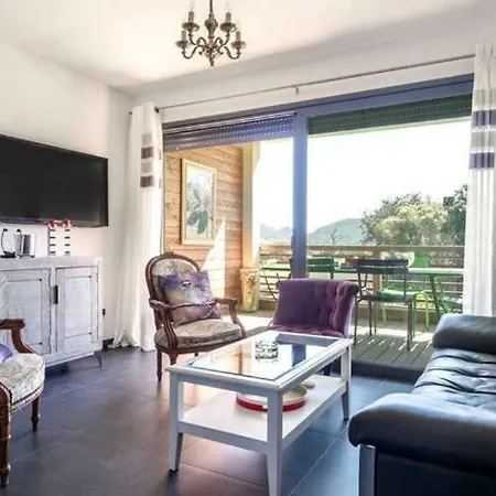 Porto-vecchio Sleeps 2 Pool Air Con Wifi * Porto-Vecchio (Corsica)